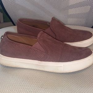 steve madden slip ons